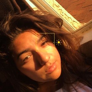 Meet your Posher, Carissa